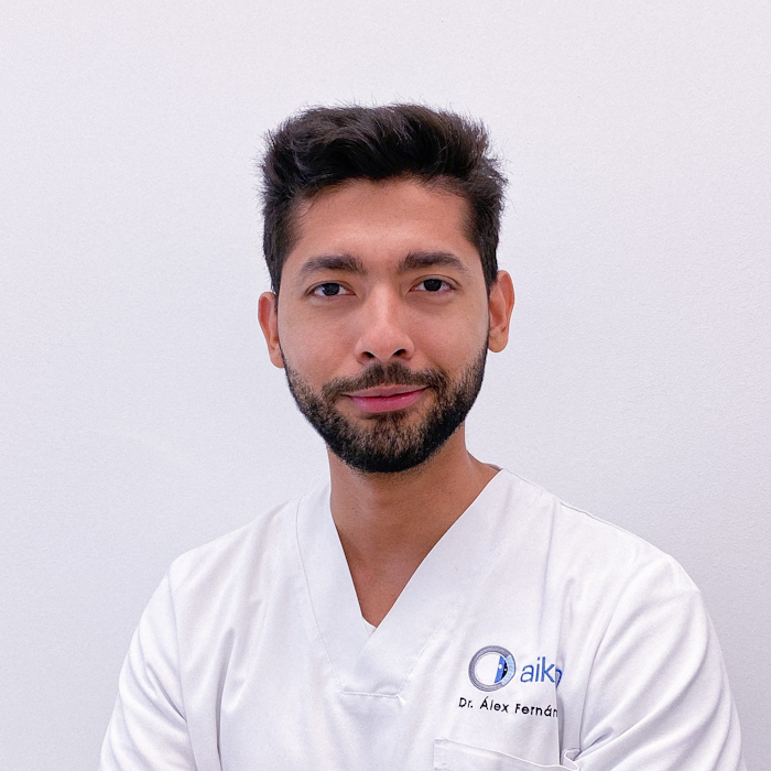 Dr. Alex Samir Fernández Santodomingo